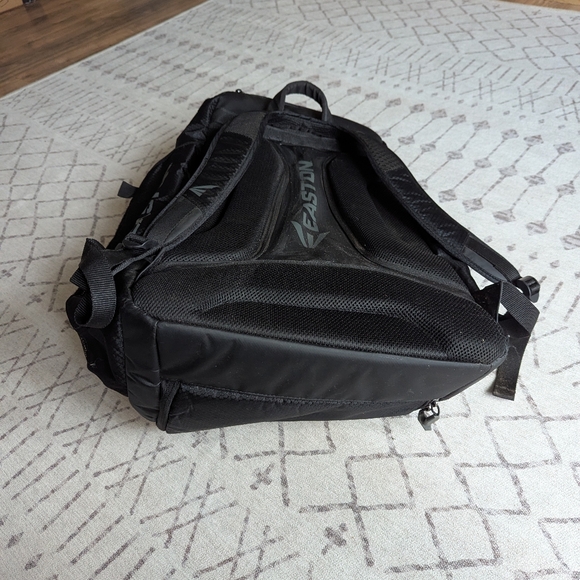 Easton E610 Catchers Bat Pack Backpack. Black And Gray Easton Bag. - Picture 7 of 12